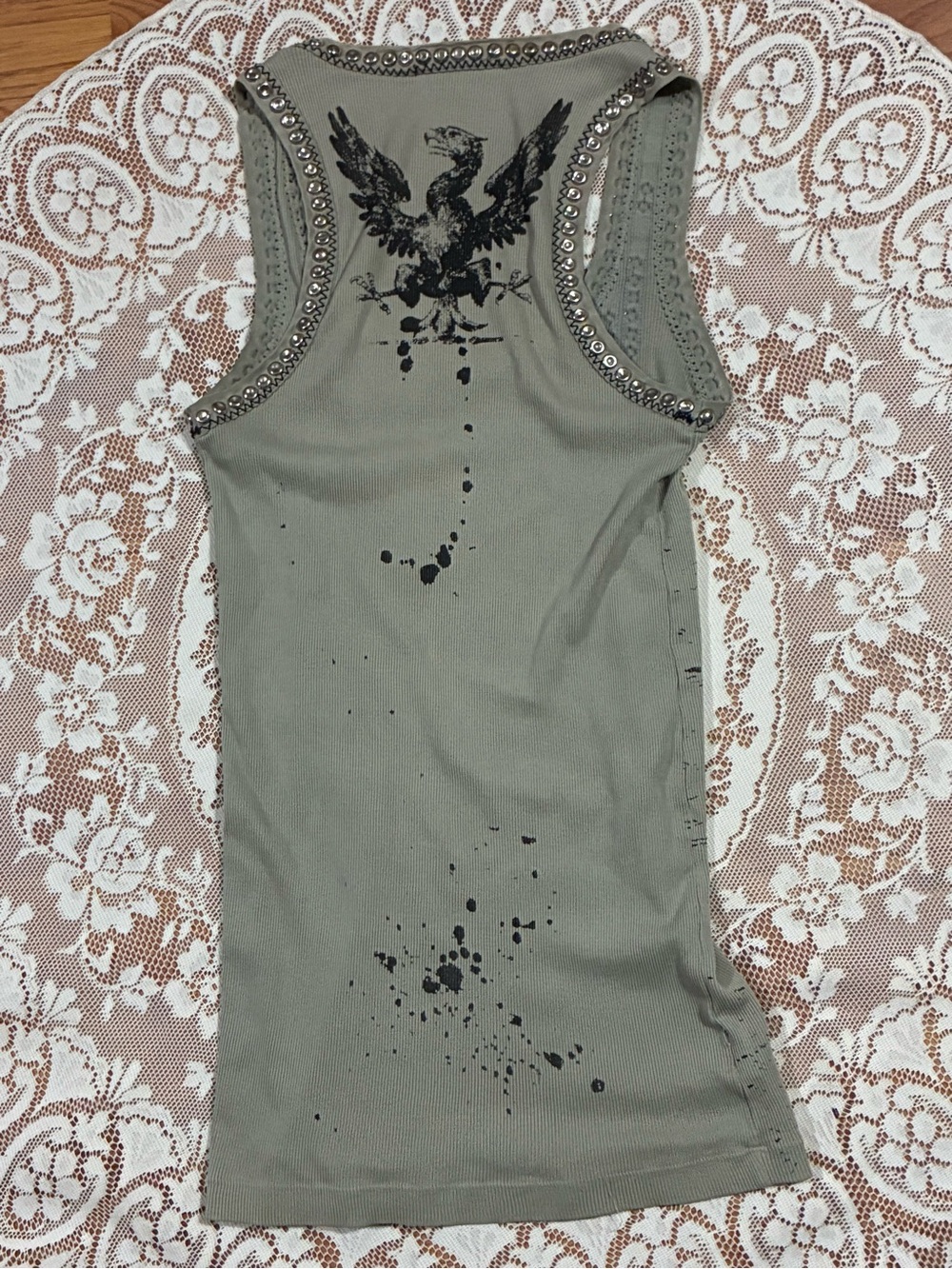 Salvage M -Stud-Trim Olive Sleeveless Graphic Tank - Picture 2 of 12